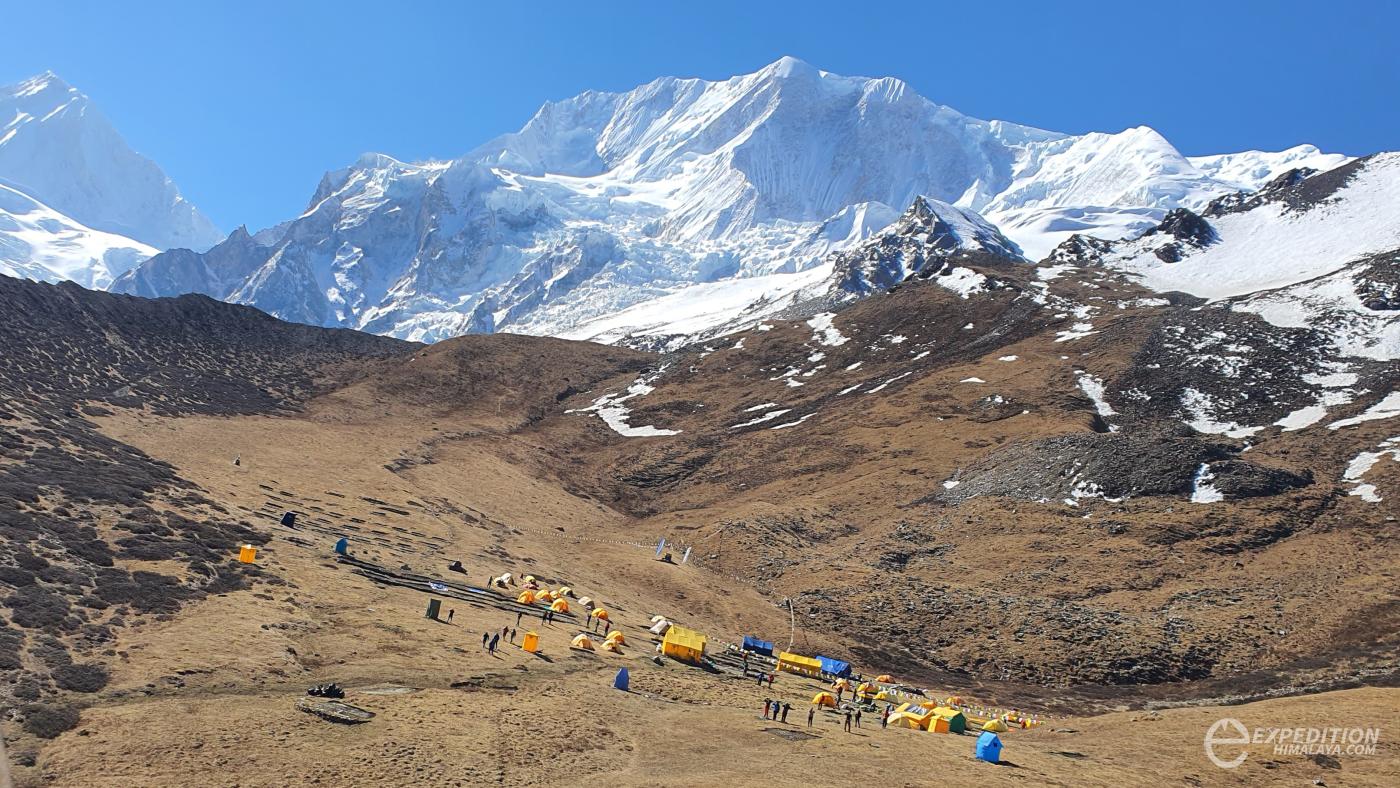 Annapurna's Majestic Trails